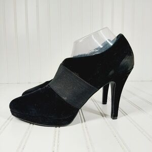 Jessica Simpson JP-Harmonia Suede Cross Elastic Strap Platform Heeled Pumps B595